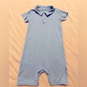 🪁 Kyte baby Polo shortall in stream 3T 🪁
